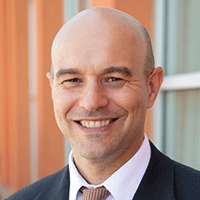 Dr. Fernando Moreu